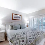 2010 Beach Wood