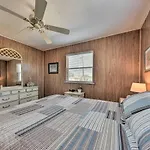 Fernandina Cottage With Deck And Direct Beach Access!