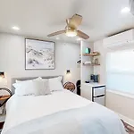 Beach 5 Villas #B1