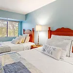 2010 Beach Wood