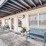 Beachside Townhouse Close To Ocean And Downtown 3431