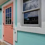 Dogfriendly Beachfront Condo