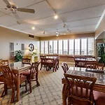 Modern Beachfront 3 Bedroom 2 Bath Condo With Expansive Ocean Views - G3 Amellia South