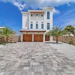 226 S Fletcher Ave 2Nd Floor