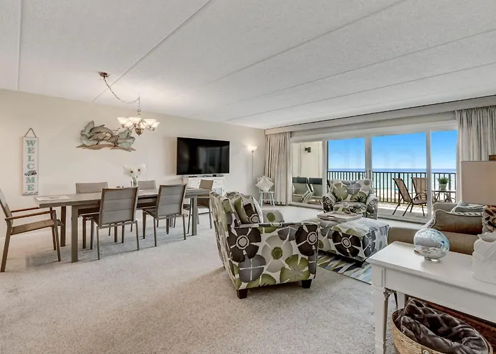 Modern Beachfront 3 Bedroom 2 Bath Condo With Expansive Ocean Views - G3 Amellia South