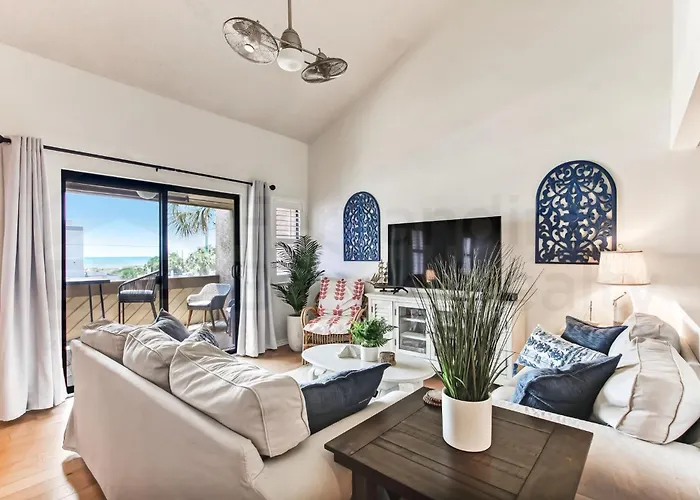 Newly Renovated! New Dog Friendly Listing! Ocean View Condo! 8 Sea Castles