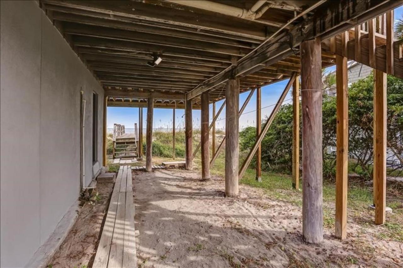 1308 S Fletcher * Fernandina Beach