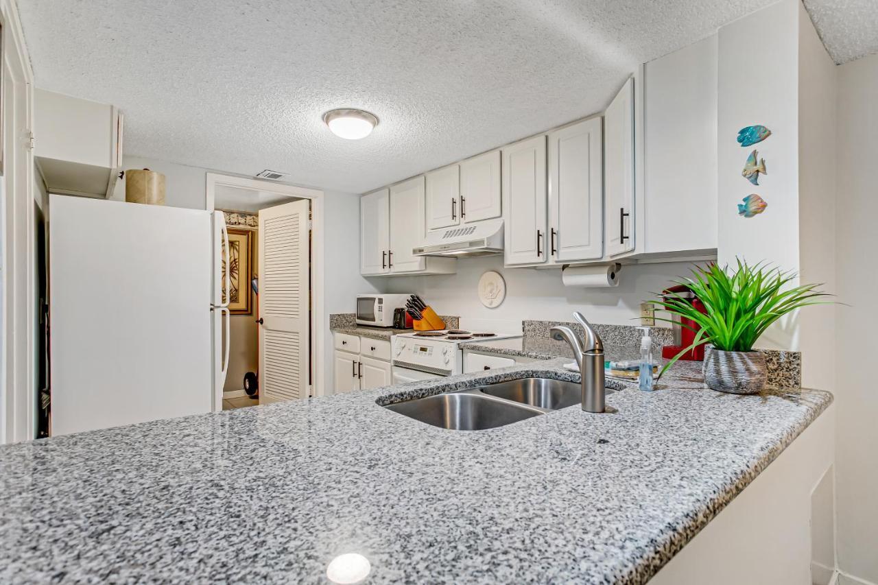 Apartment 2022 Wood