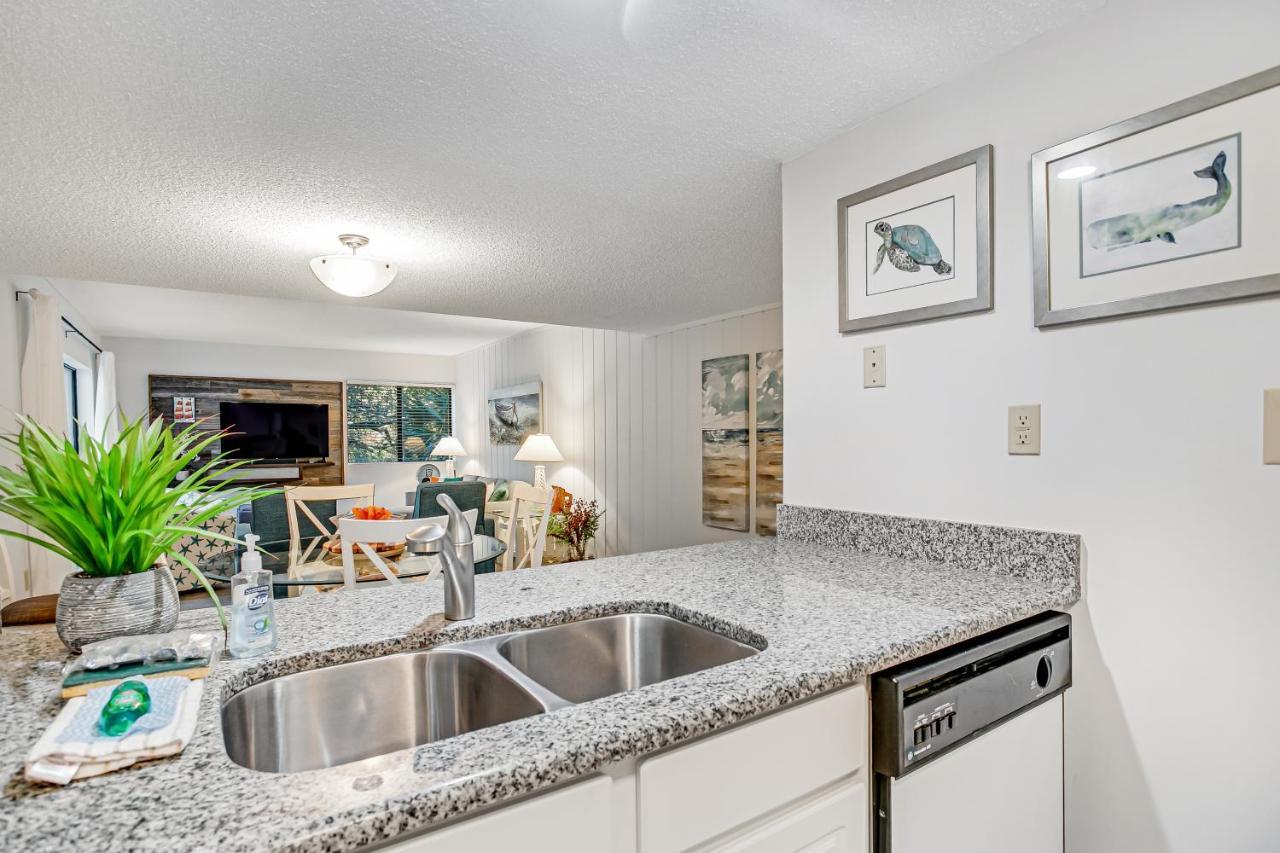Apartment 2022 Wood Fernandina Beach