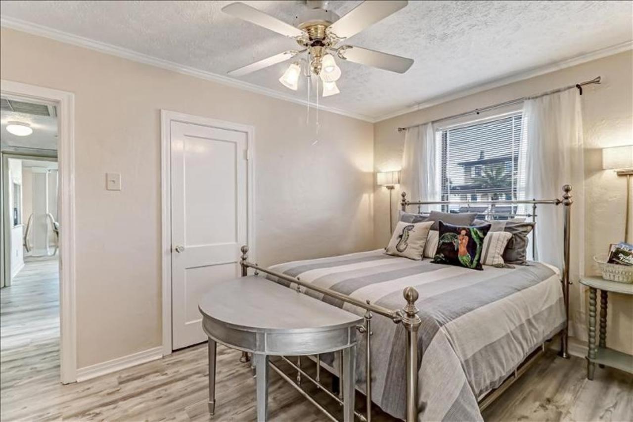 1267 S Fletcher Ave Holiday home