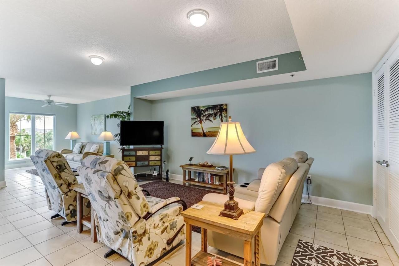 203 Terraces At Beachside Apartment