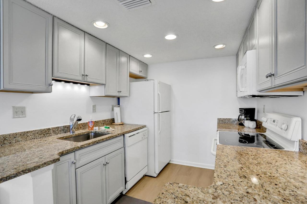 Apartment Sandcastle 215-216 *