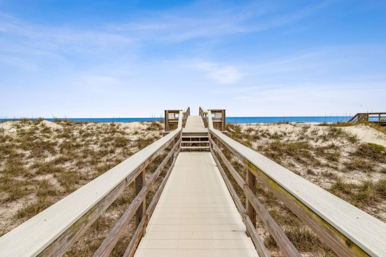 Holiday home Ocean Lookout 2 - Heated Pool, Beachfront Deck, Stunning Ocean Views *