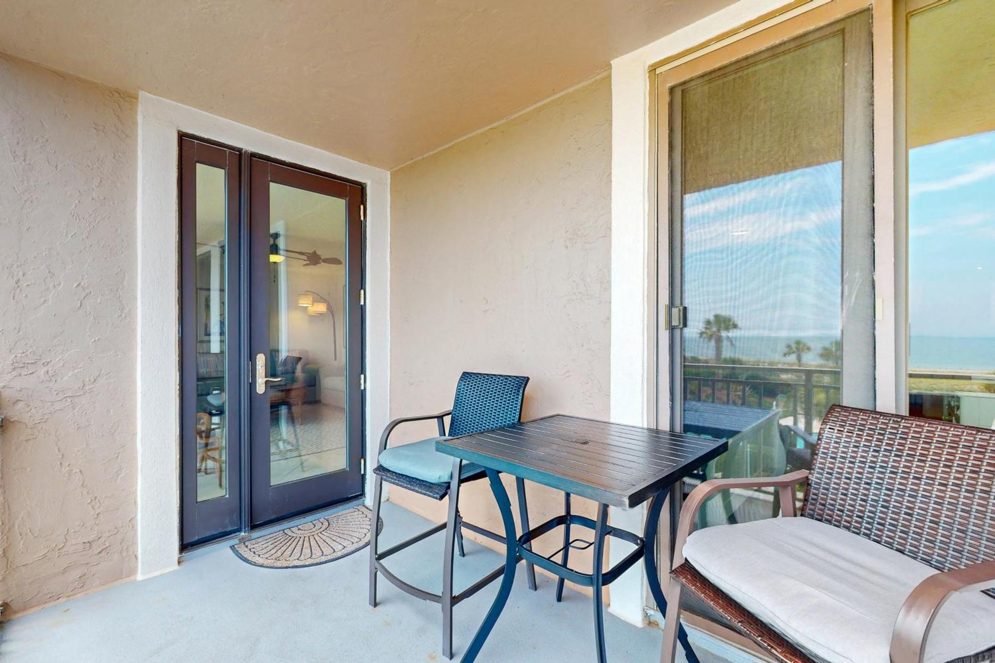 1345 Ship Watch Apartment *