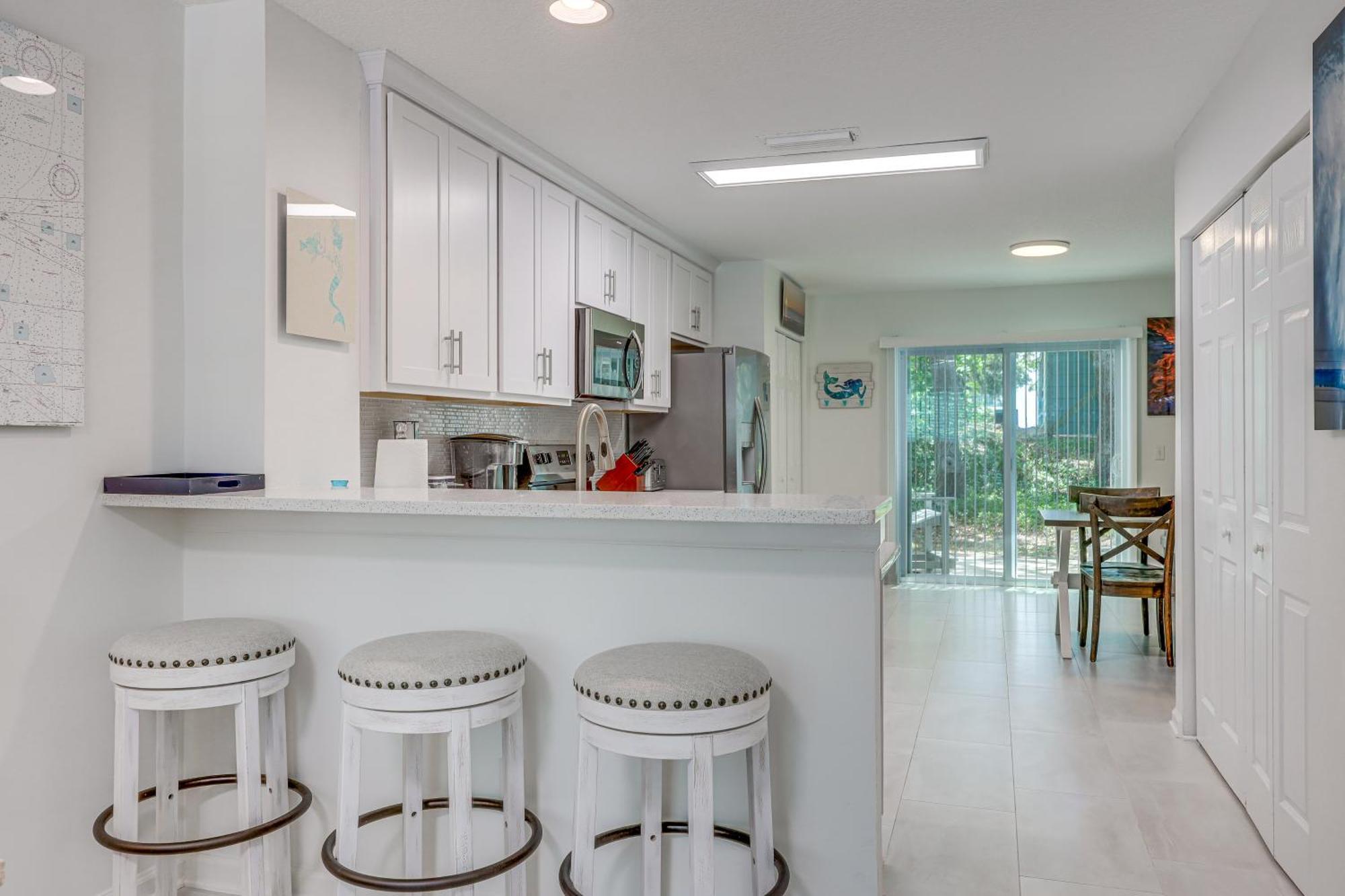 Fernandina Townhome With Patio Walk To Beach! *