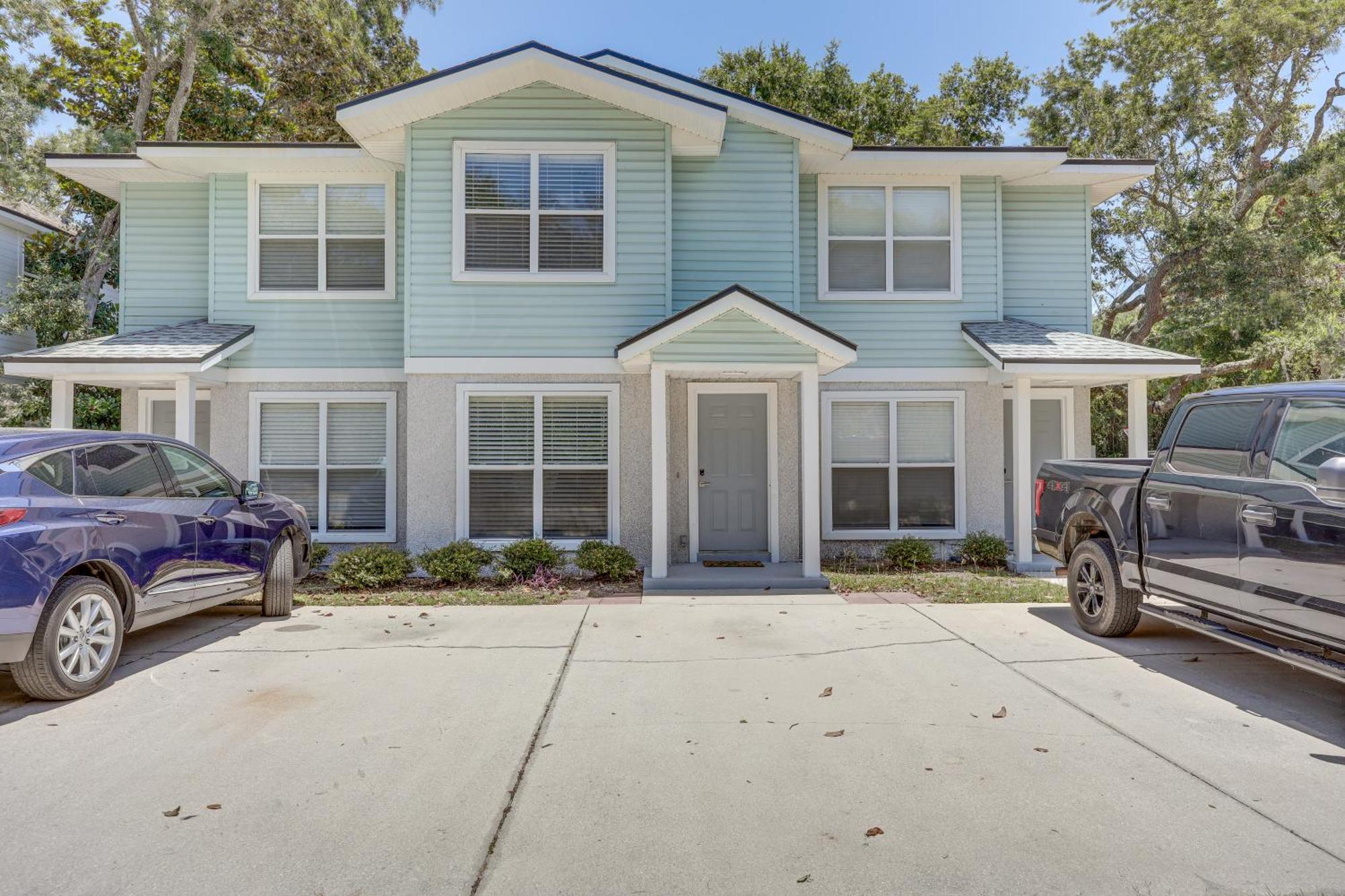 Fernandina Townhome With Patio Walk To Beach! Holiday home Fernandina Beach