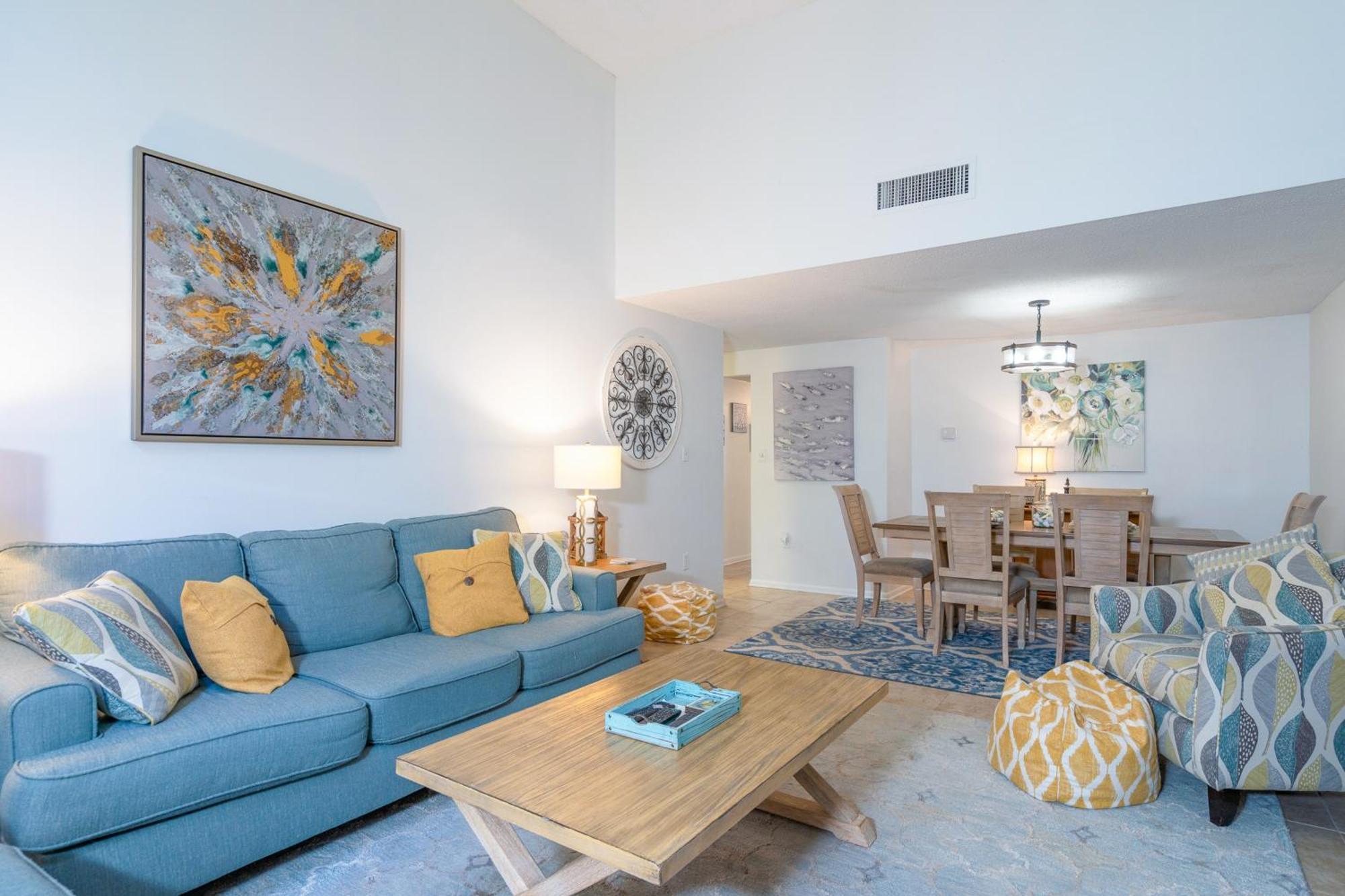 Apartment Walker 1142