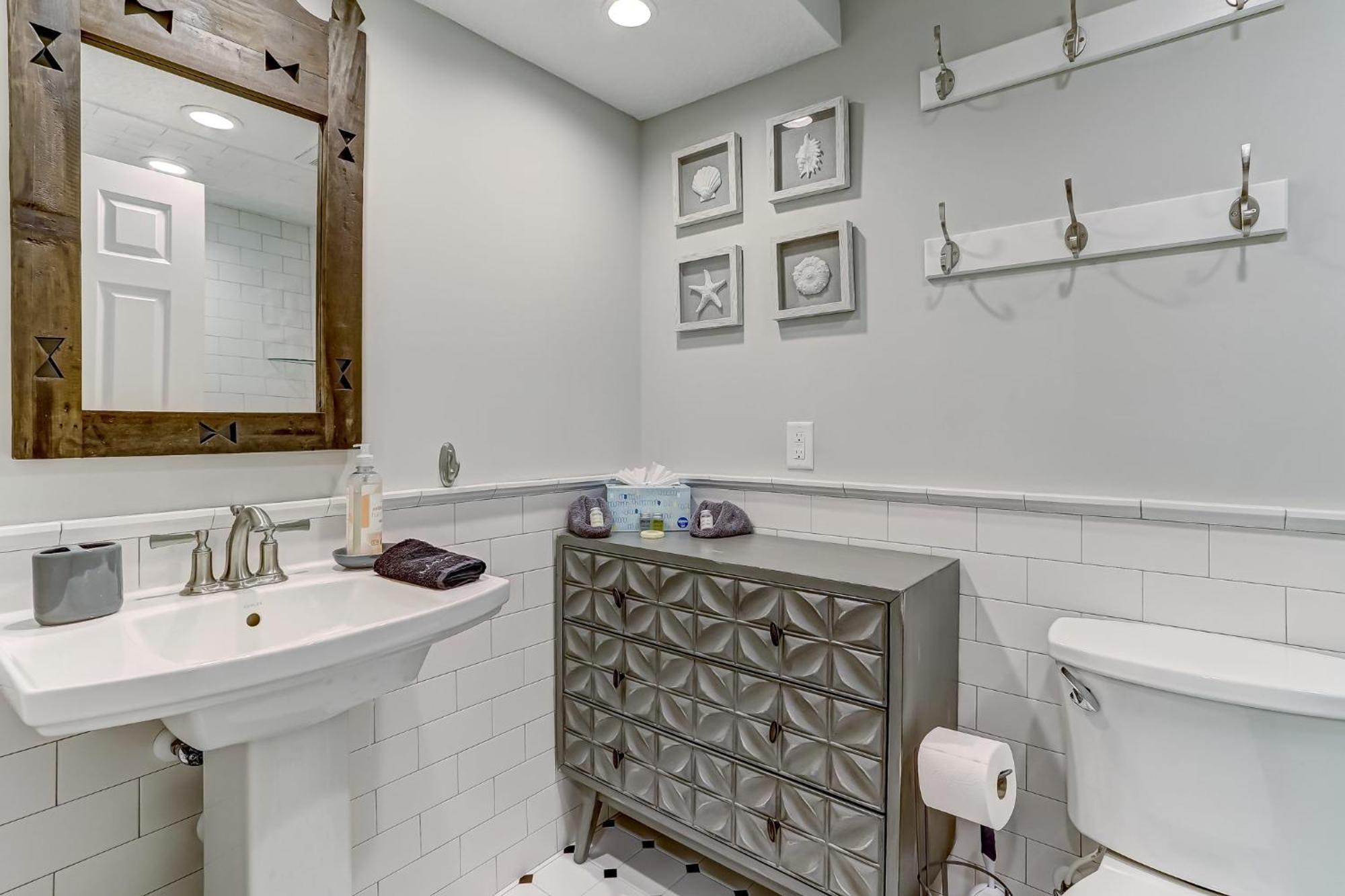 Coastal Haven Shipwatch 1303, Oceanfront Apartment