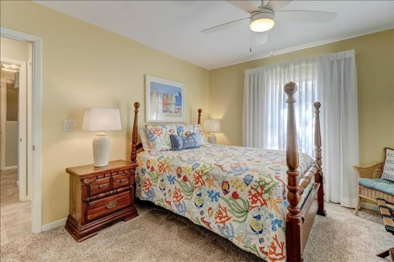 2340 S Fletcher * Fernandina Beach