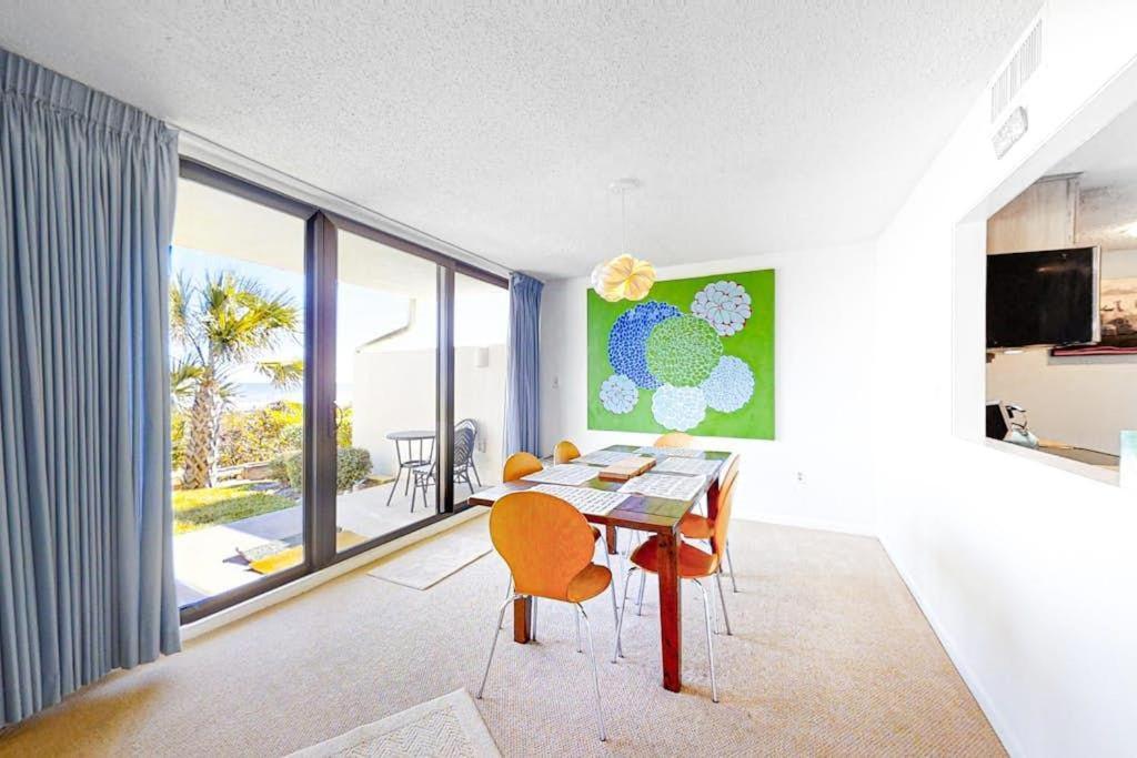 1031 Captains Court *