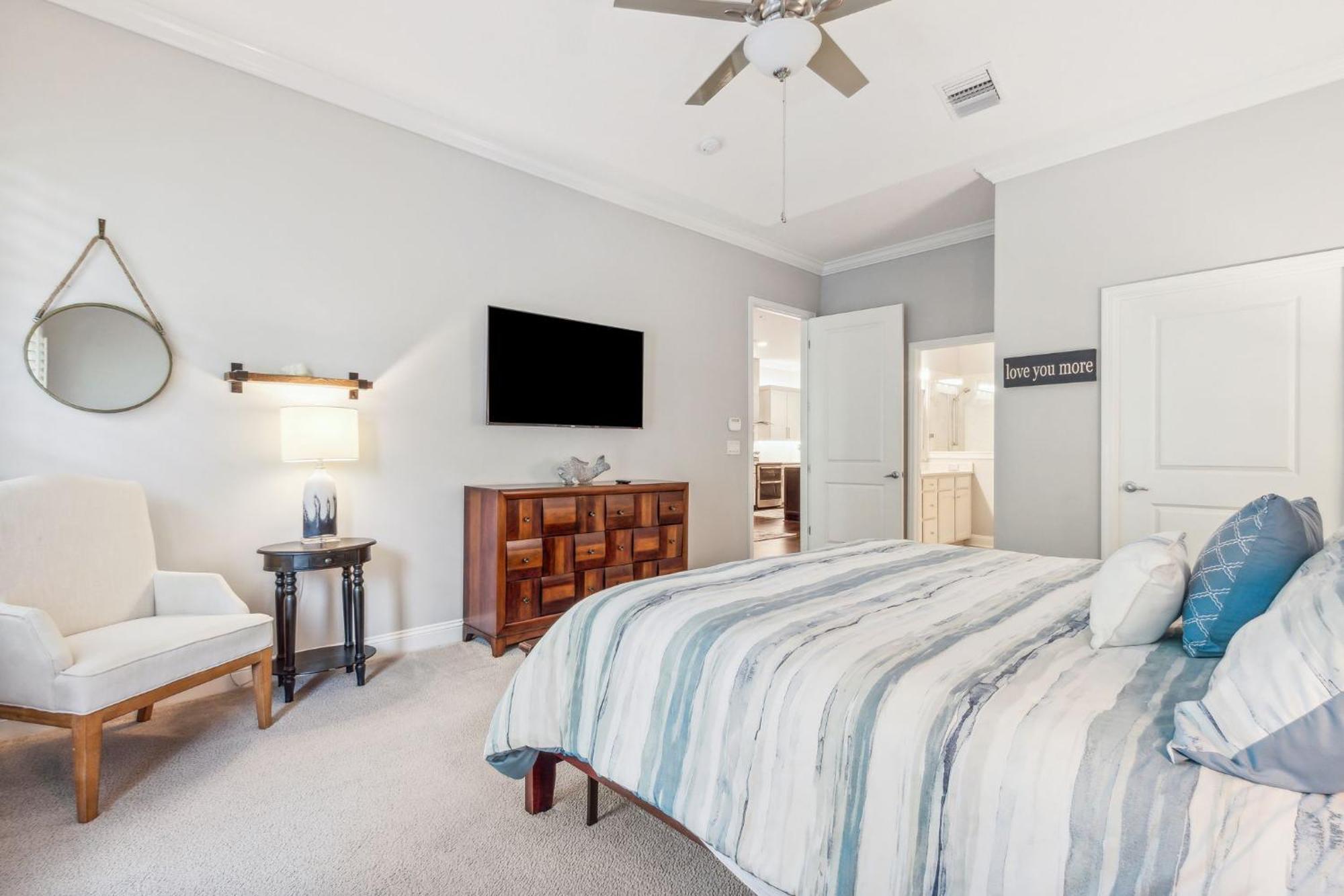 905 Summerwoods Cir *