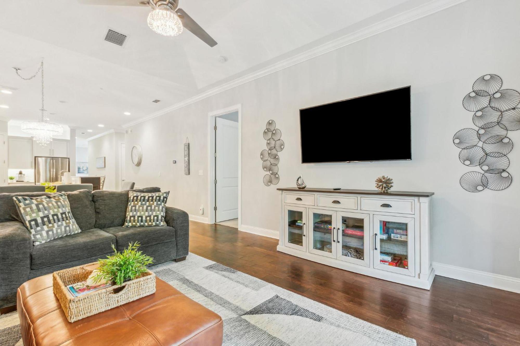 905 Summerwoods Cir