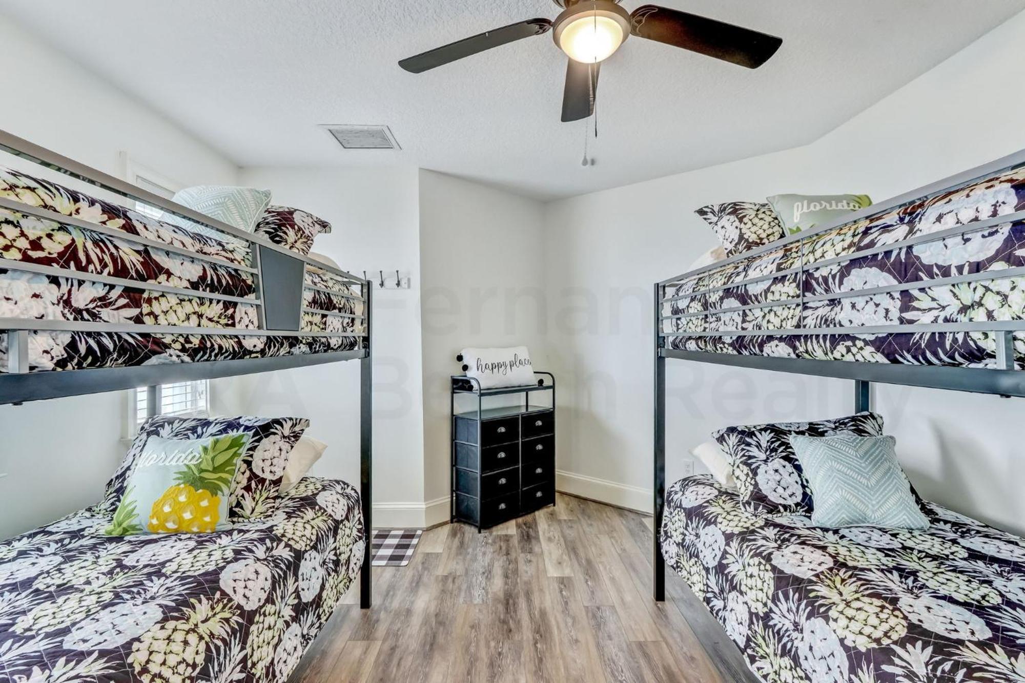 1650 N Fletcher Ave Holiday home