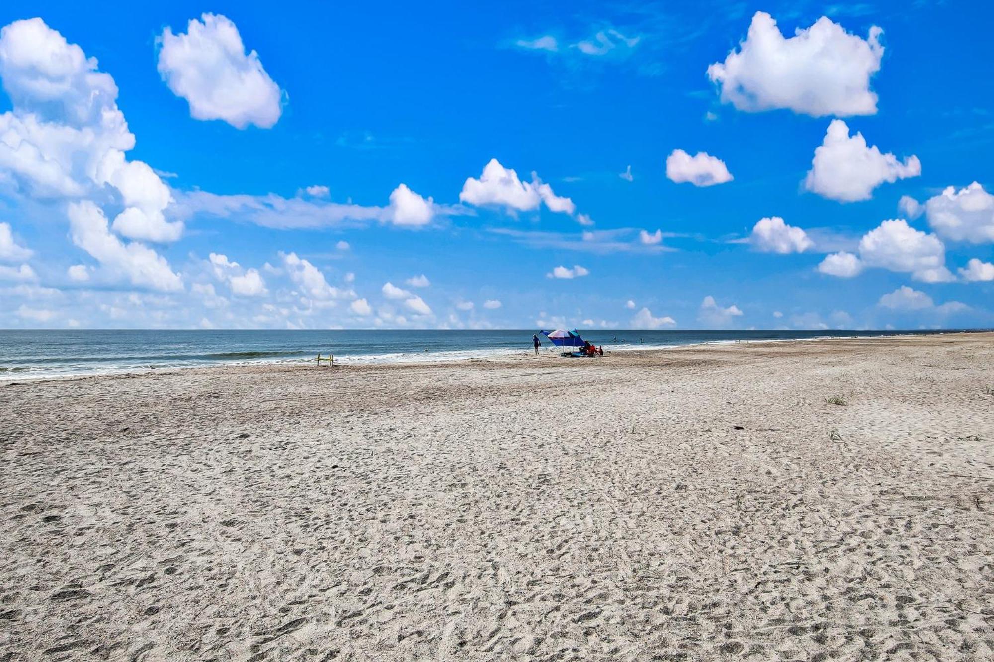 Brand New Build Dog Friendly Close To Ocean Above Garage 5631 Holiday home *