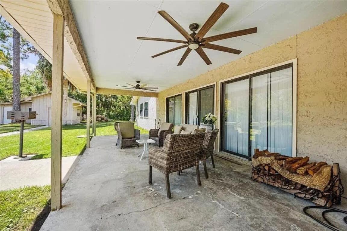 Holiday home Tranquil Oasis- Fish Pond & Private Island Access *