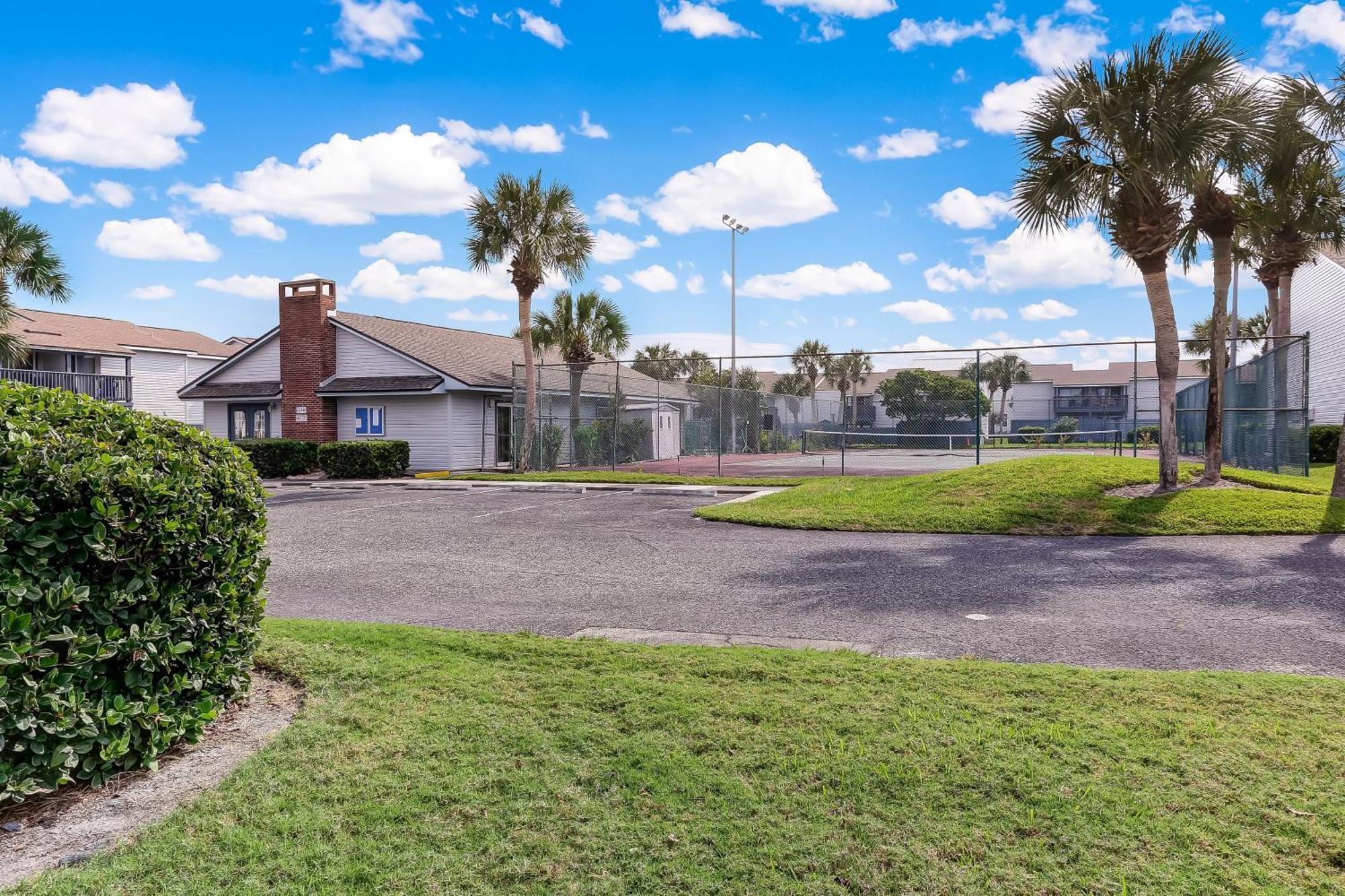 Fernandina Shores Apartment
