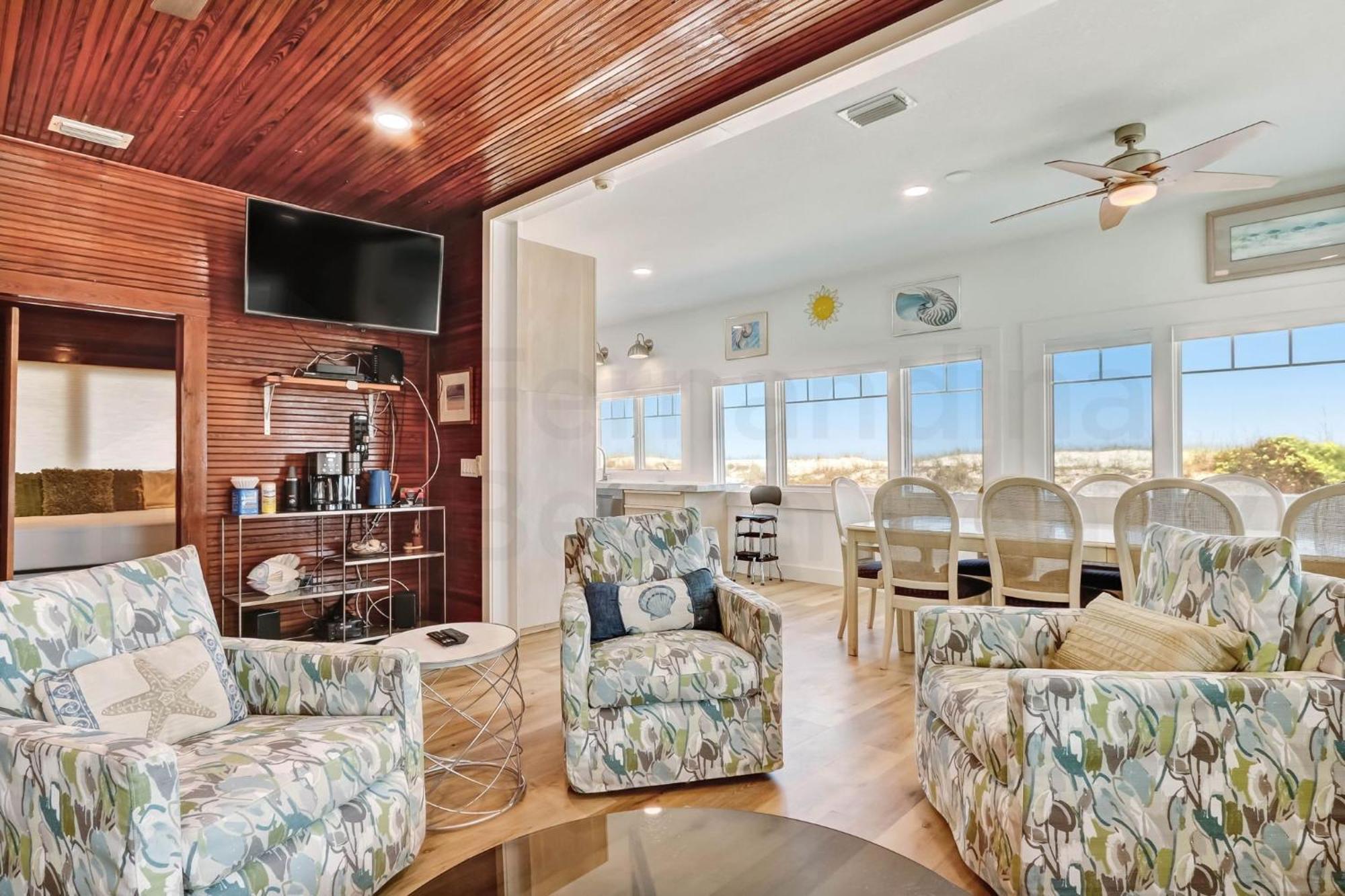 Dogfriendly Beachfront *