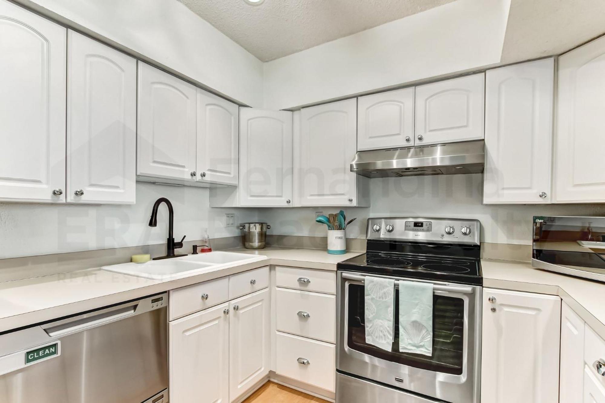 Apartment 8 Sea Castles Fernandina Beach