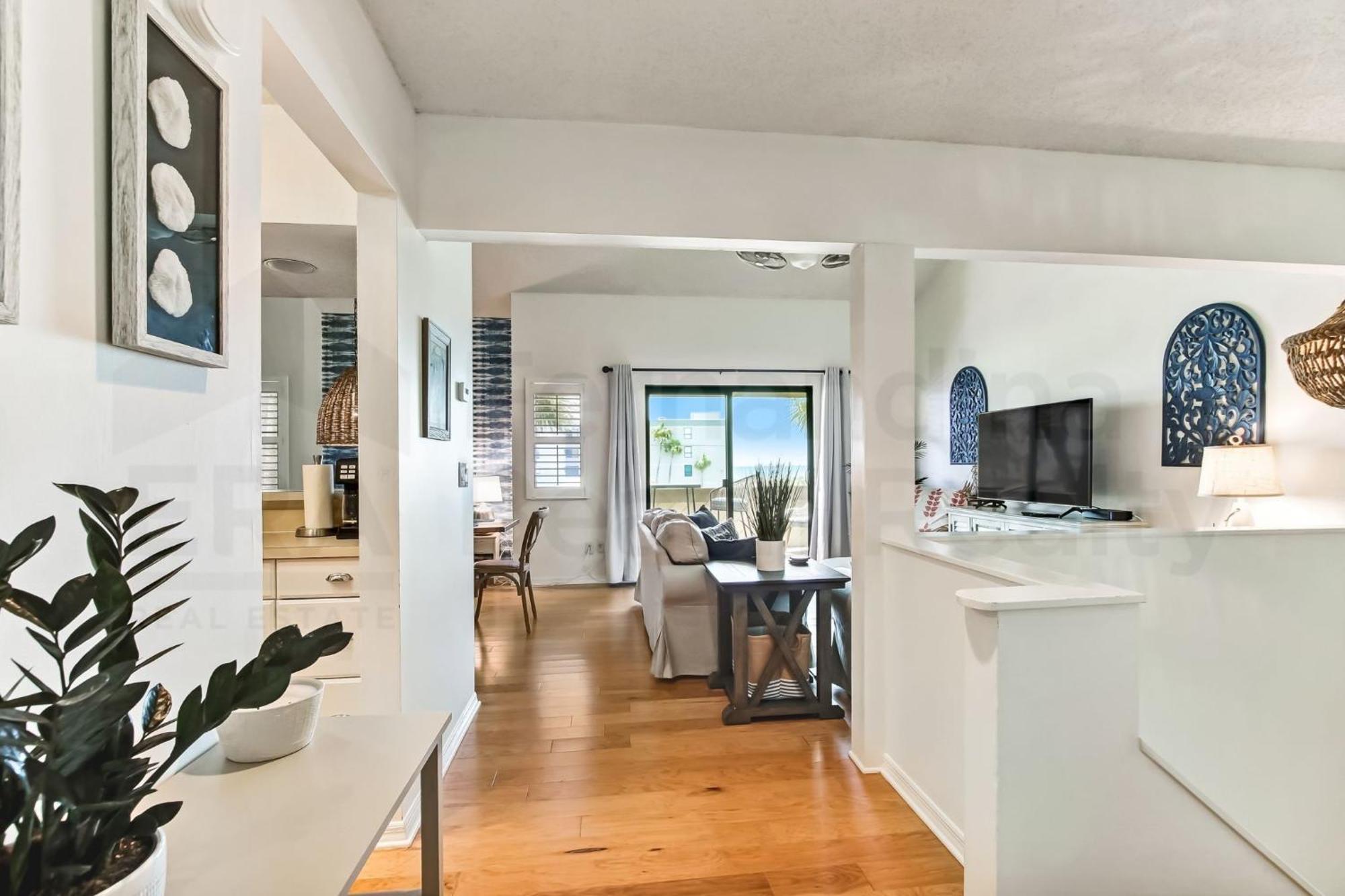 8 Sea Castles * Fernandina Beach