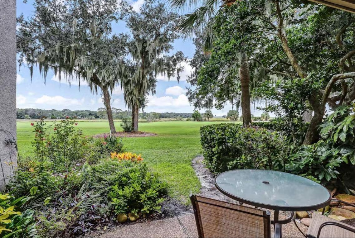 3012 Club Villa