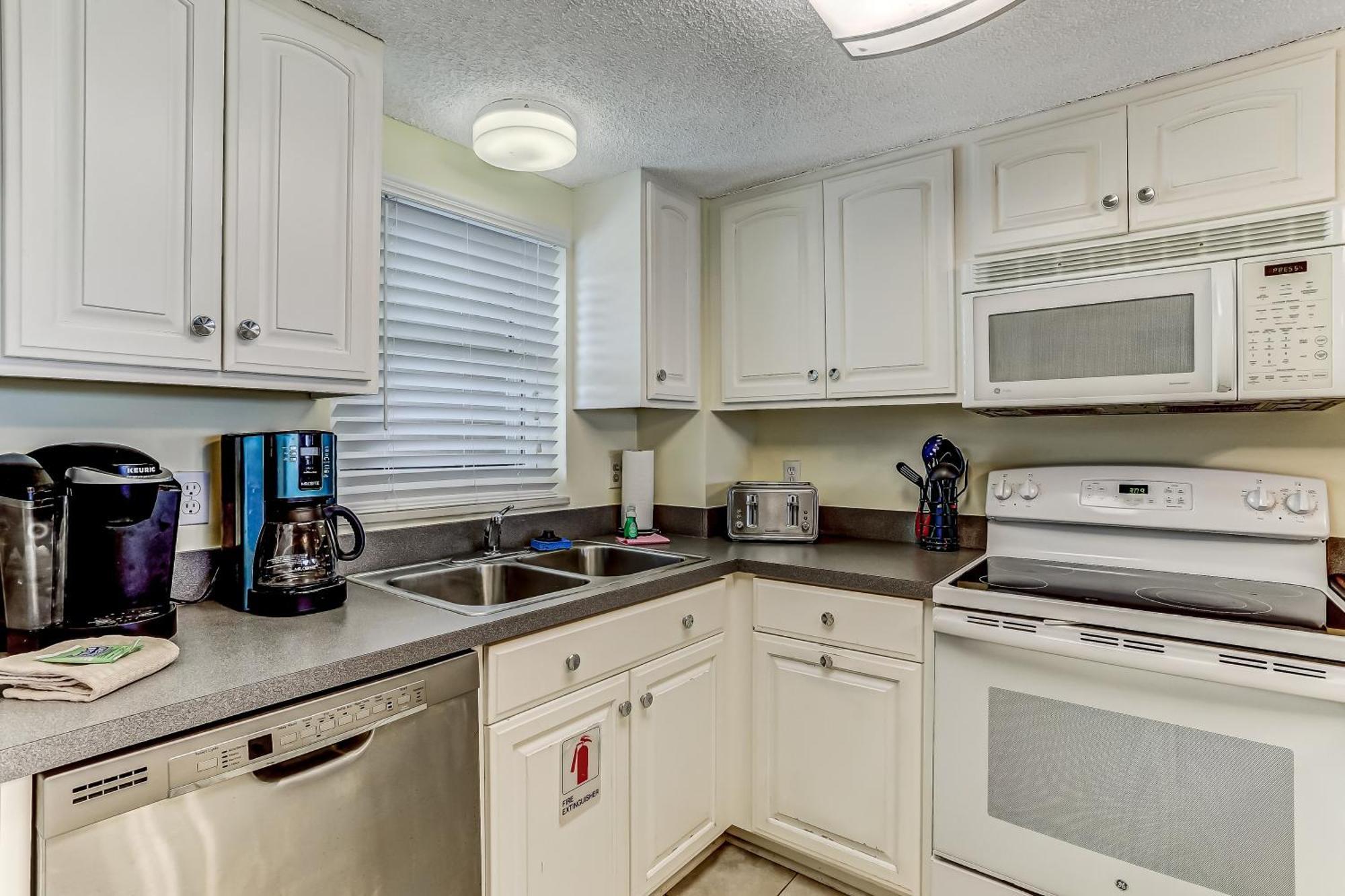 Beachfront 2nd Floor Unit. 2 Bedroom 2 Bath Private Balcony With Sweeping Ocean View *