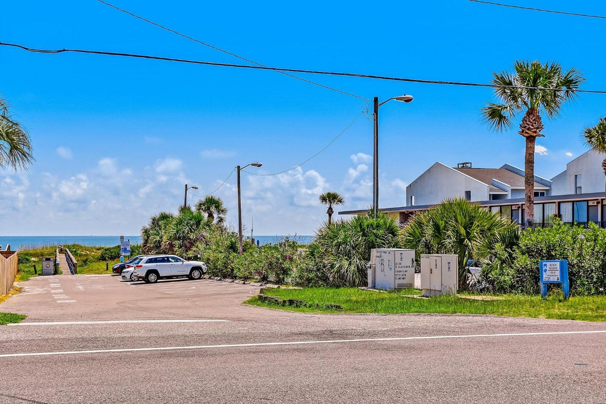 Newly Renovated! New Dog Friendly Listing! Ocean View Condo! 8 Sea Castles *