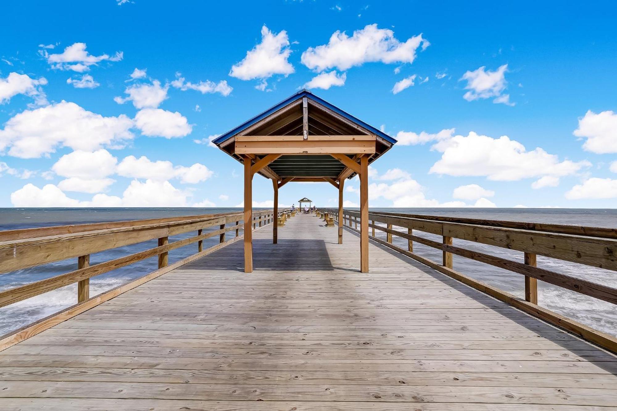 Fully Renovated Oceanfront Getaway With A Modern Coastal Feel And Amazing Ocean Views! 782 Amelia By The Sea *