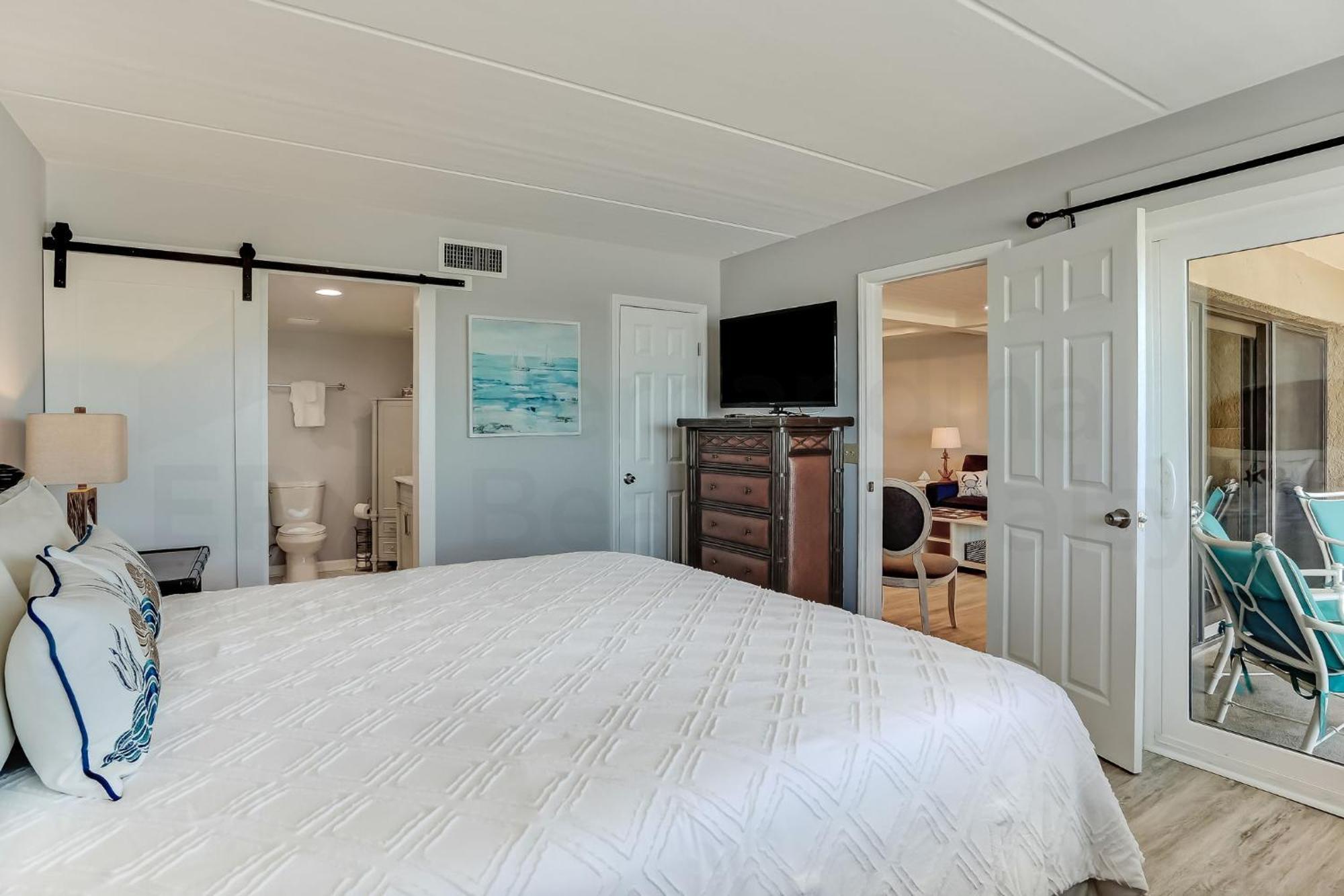 Fully Renovated Oceanfront Getaway With A Modern Coastal Feel And Amazing Ocean Views! 782 Amelia By The Sea Holiday home