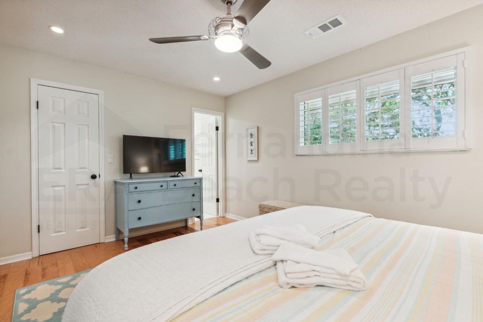 Holiday home Newly Renovated! New Dog Friendly Listing! Ocean View Condo! 8 Sea Castles *