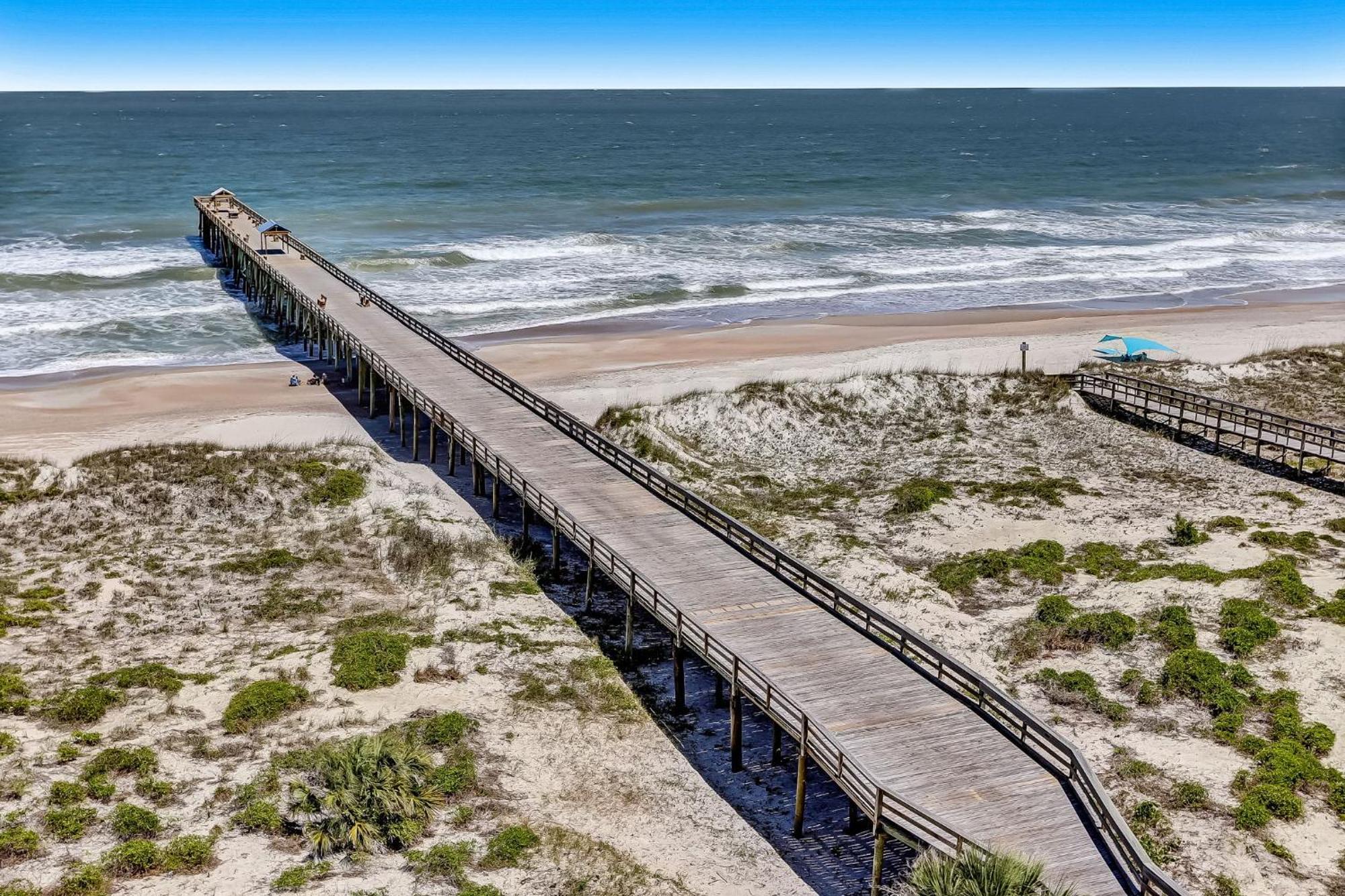 Fully Renovated Oceanfront Getaway With A Modern Coastal Feel And Amazing Ocean Views! 782 Amelia By The Sea Fernandina Beach