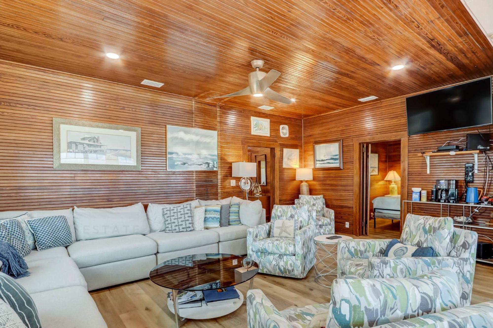 On The Serene North End Of Amelia Island, House Will Accommodate Up To 14, 424 Ocean Ave Holiday home *