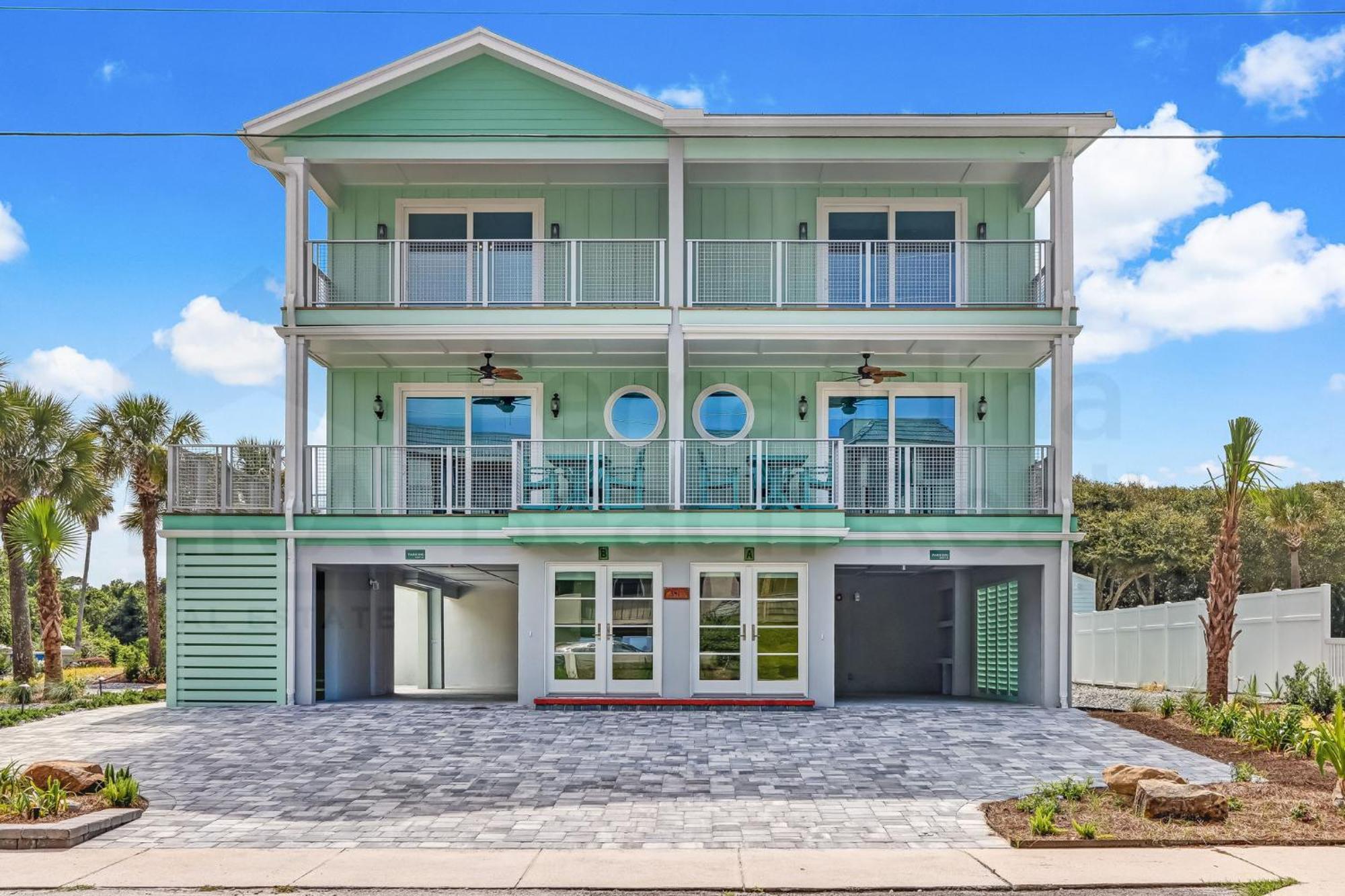 Dog Friendly - Ocean Views - Across The Street From Ocean Holiday home *
