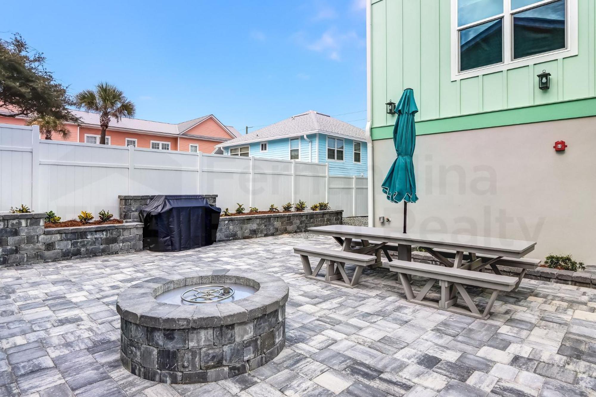Dog Friendly - Ocean Views - Across The Street From Ocean Holiday home Fernandina Beach