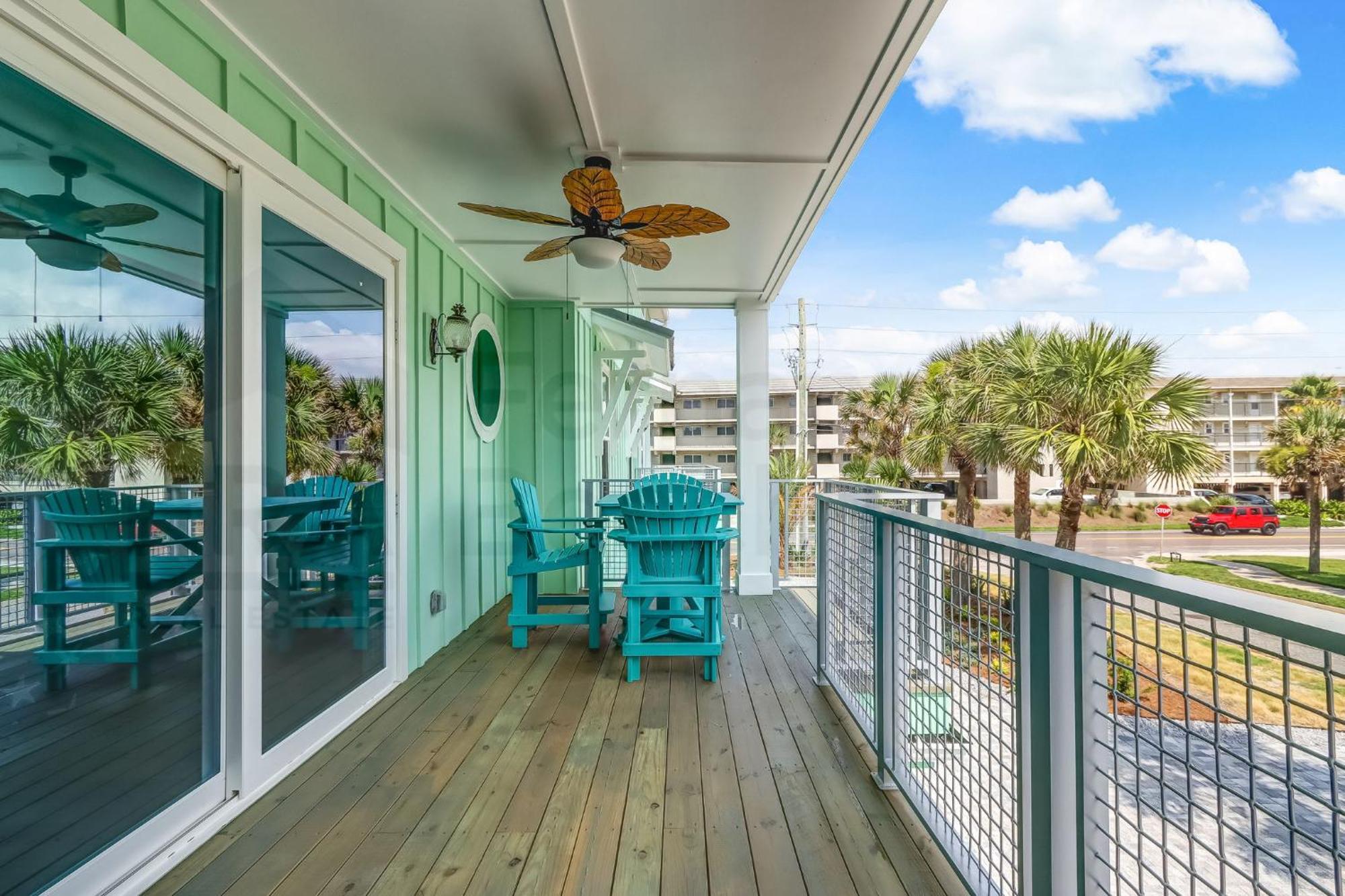 Holiday home Dog Friendly - Ocean Views - Across The Street From Ocean *
