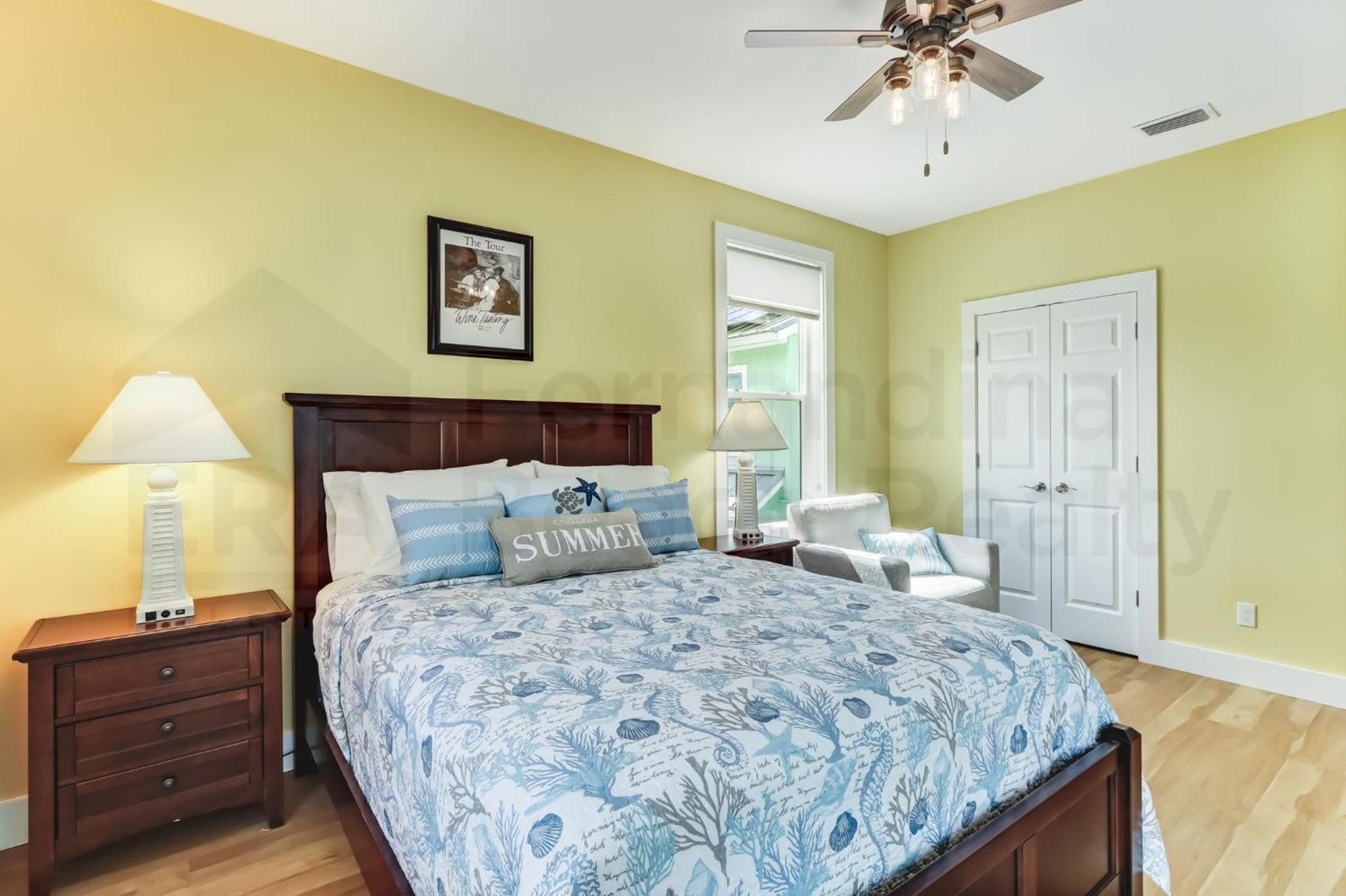 Holiday home Dog Friendly - Ocean Views - Across The Street From Ocean