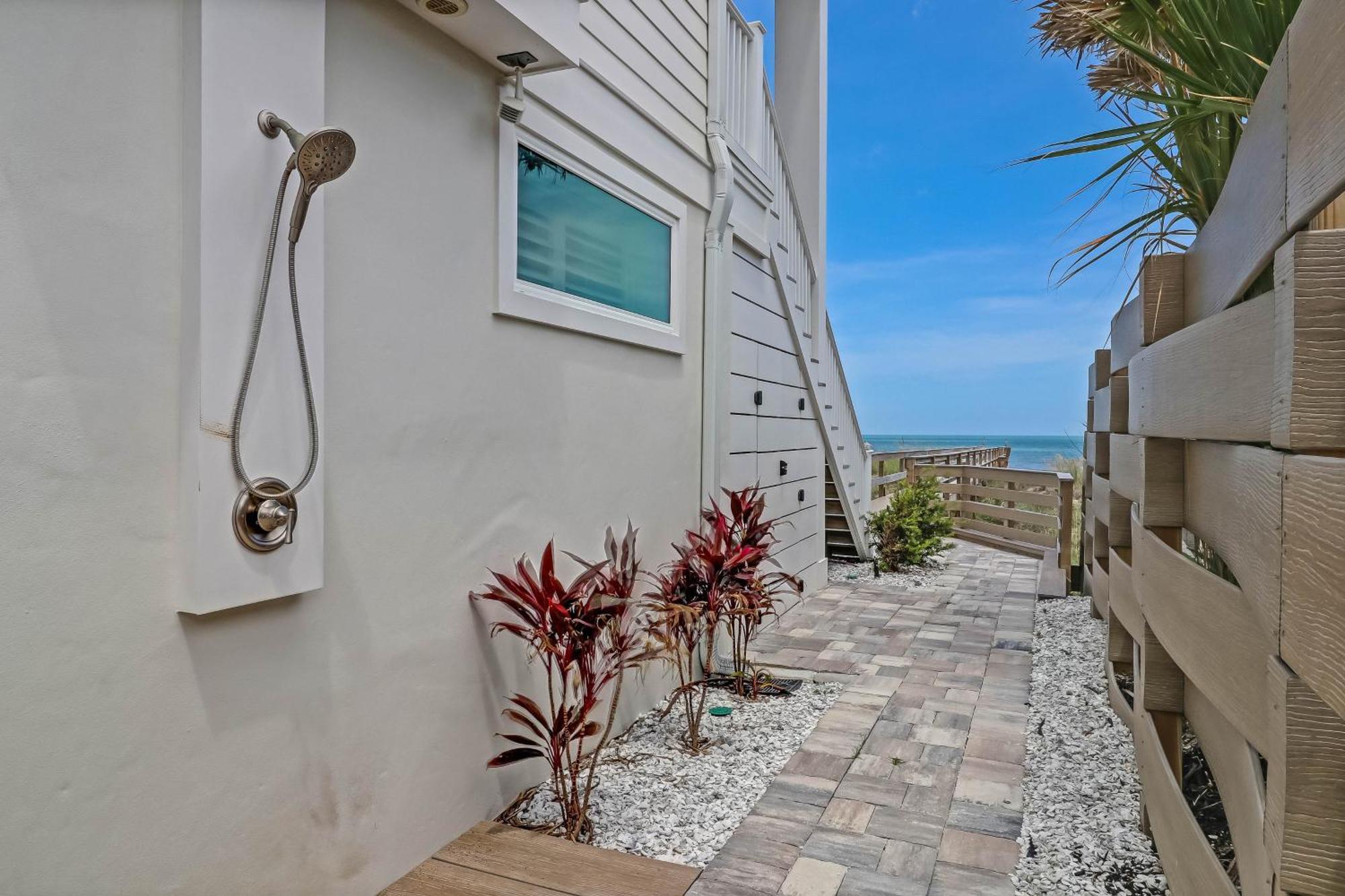 226 S Fletcher Ave * Fernandina Beach