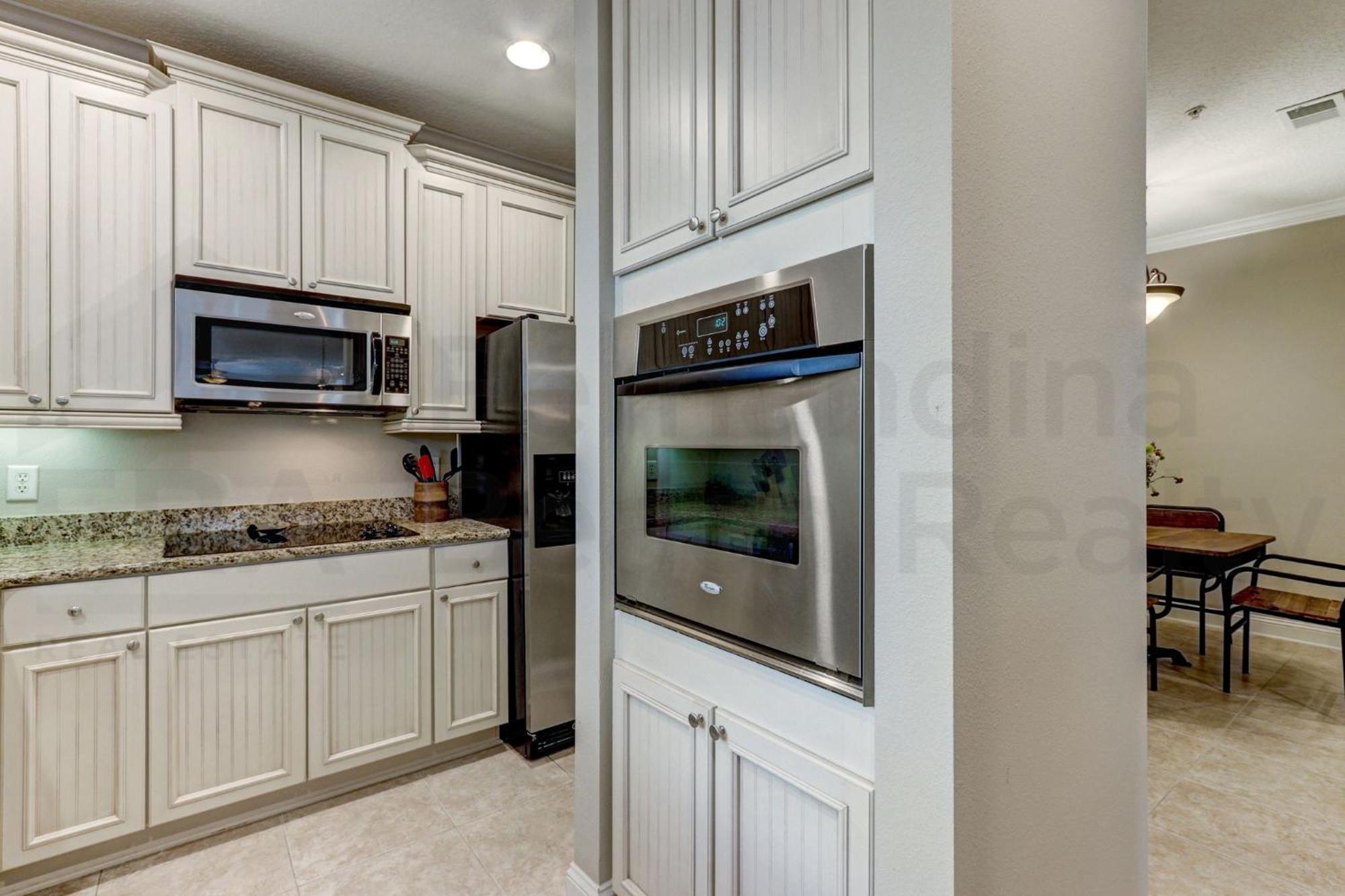 Dog Friendly - 3 Story - Spacious End Unit - Within Walking Distance To The Ocean! 2142 Cape Sound Holiday home *