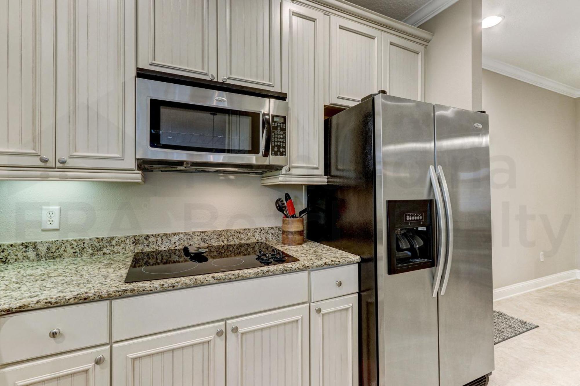 Dog Friendly - 3 Story - Spacious End Unit - Within Walking Distance To The Ocean! 2142 Cape Sound * Fernandina Beach