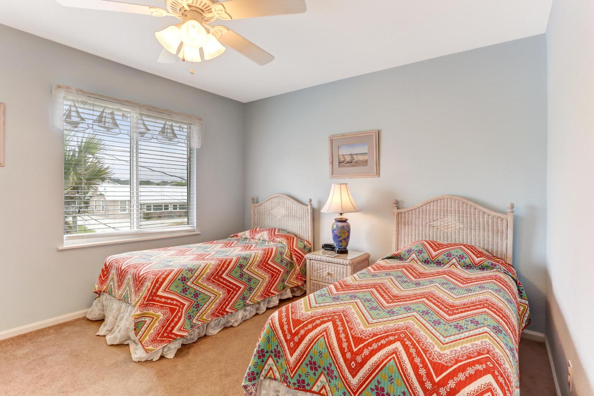 Dog Friendly-enjoy The Sun And Endless Ocean Views From The Upper Deck 2158a S Fletcher Ave Fernandina Beach