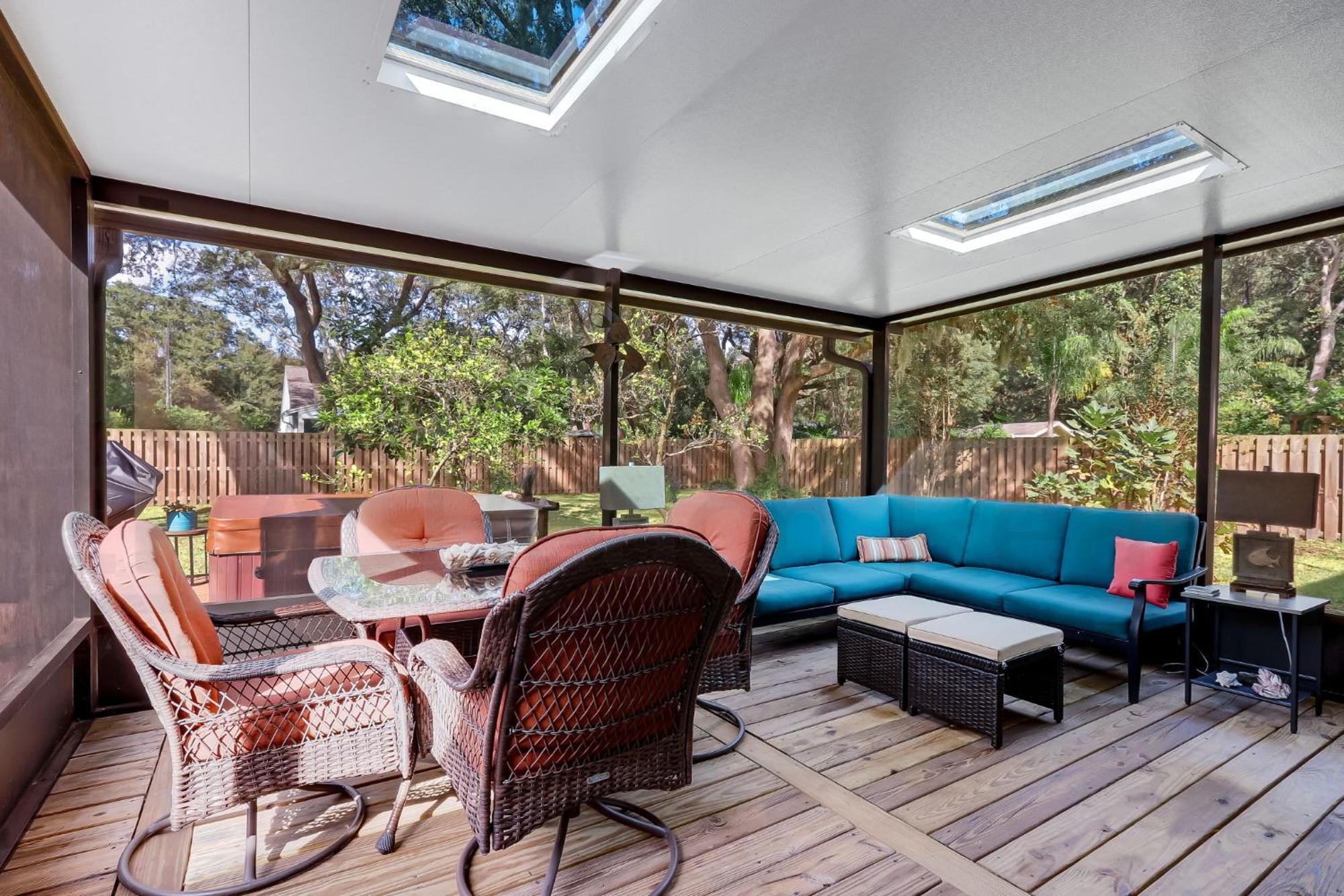 Holiday home Dog Friendly - Fully Fenced - Boat Or Jet Pad For Up To 24 Feet - Fruit Trees - 1 Week Required Fernandina Beach